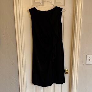 Jones Wear Classic Black Midi Dress